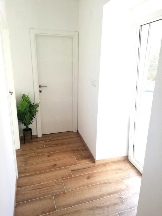 House Kala N29 Villa Jezera Luaran gambar