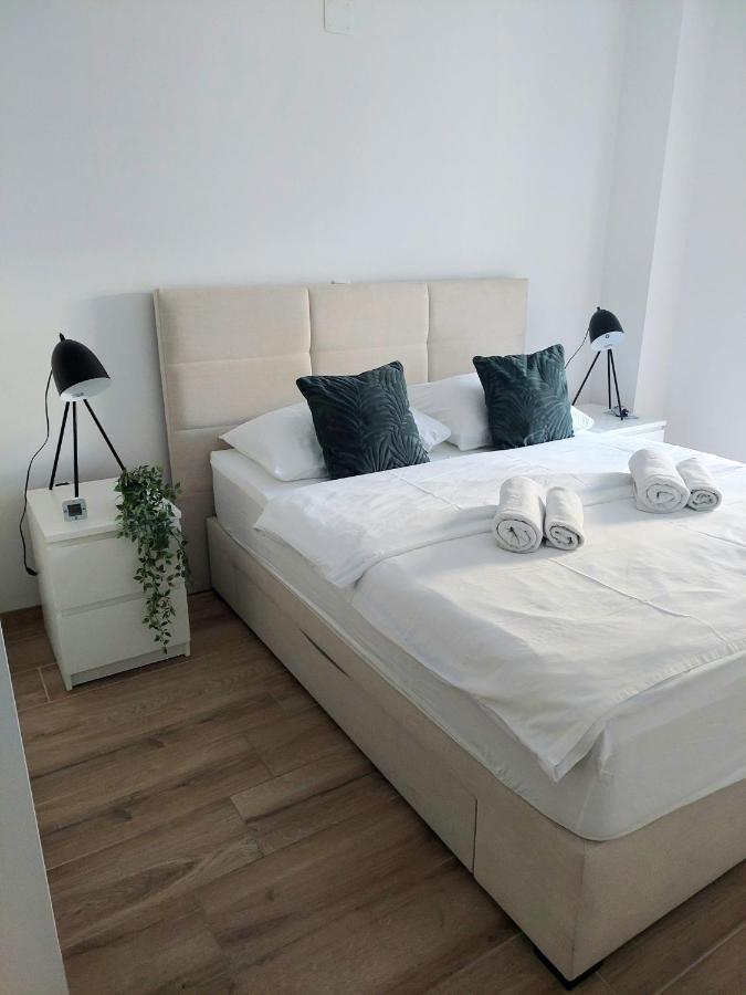 House Kala N29 Villa Jezera Luaran gambar